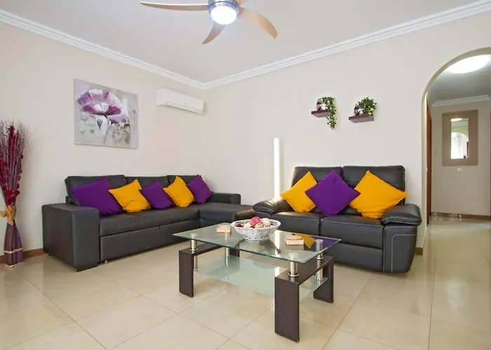Riviera Park 2B, Central 2 Bed